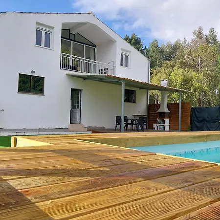 Casa Serra A Vista Al/140571 Pedreiras (Leiria)